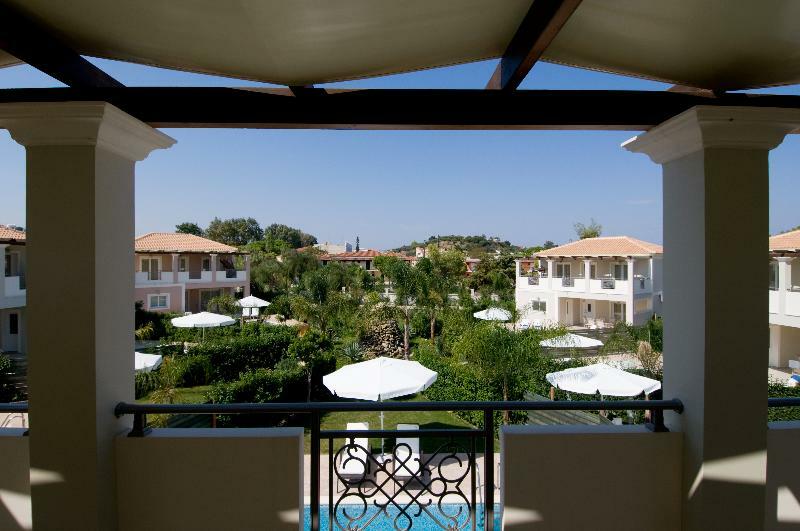 Mamfredas Luxury Resort Планос Экстерьер фото